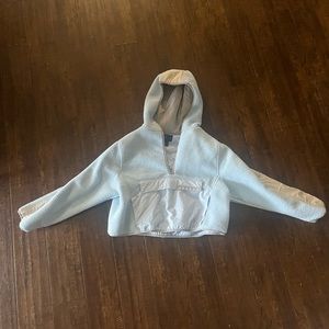 Women’s Jordan crop top sweatshirt Large